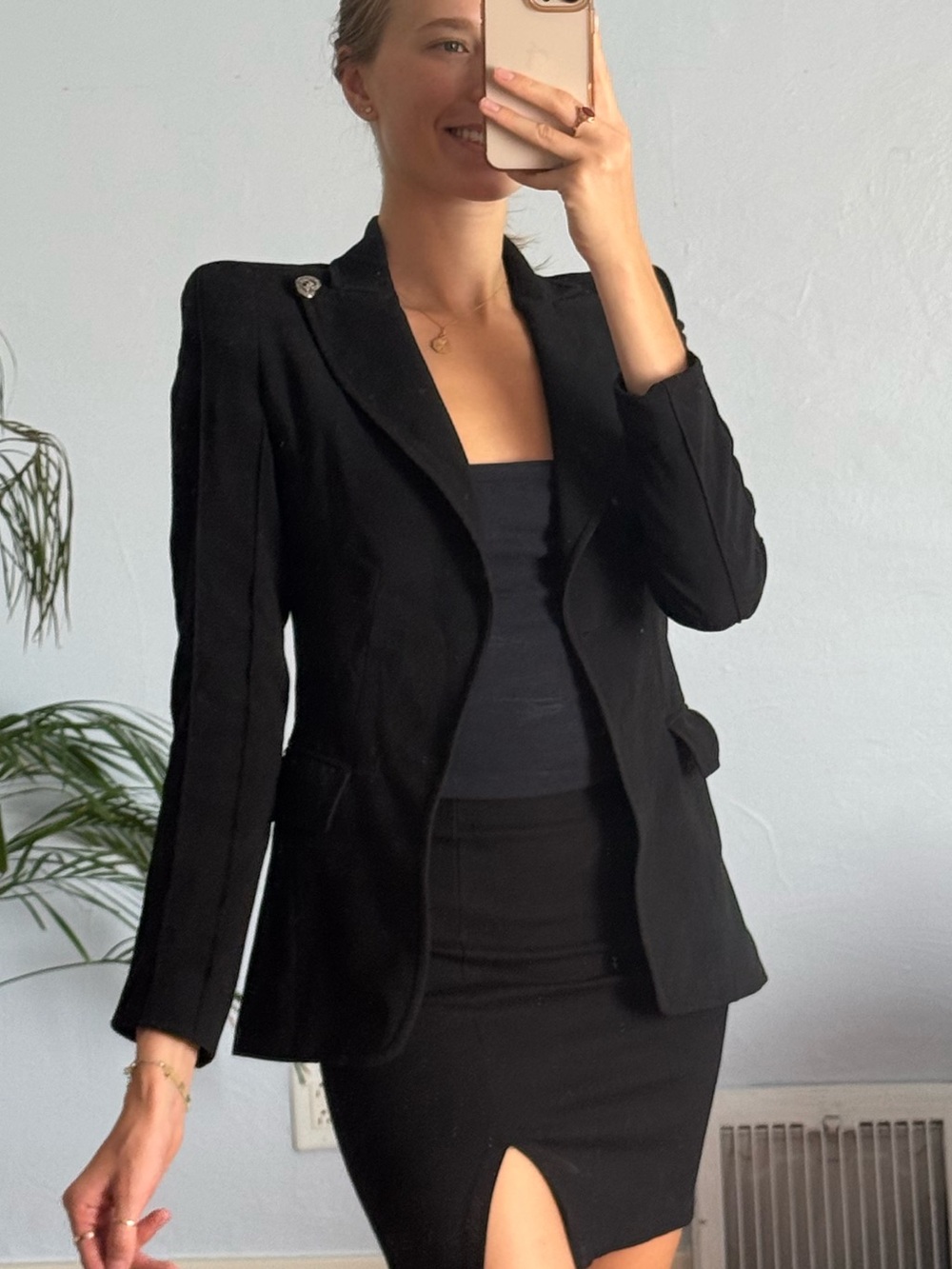 Zara Black Women's Structured Single-Breasted Blazer